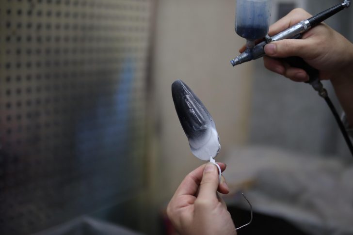 黒色無双でルアーを塗装しよう！黒くするための塗り方やルアーに塗る際の注意点など。 | ikahime